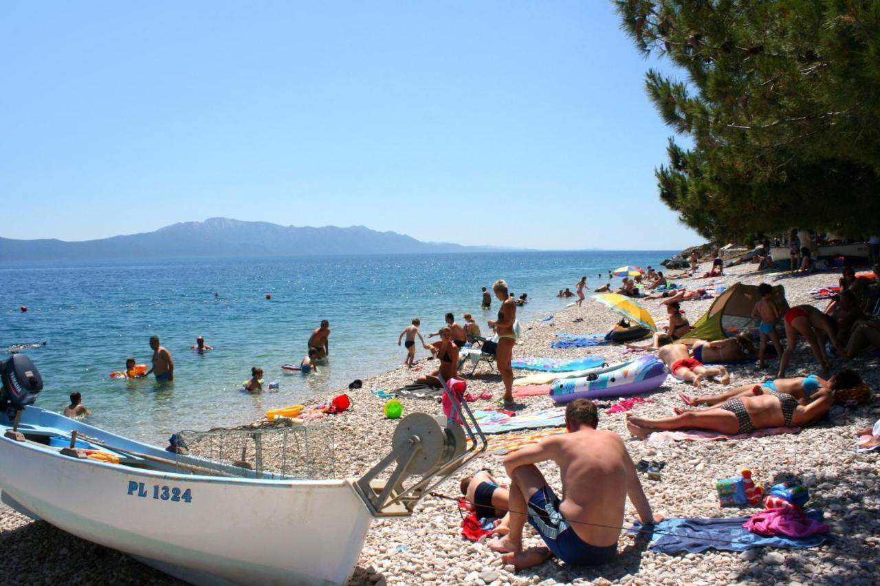 Apartments By The Sea Brist, Makarska - 15714 Podaca Exterior photo