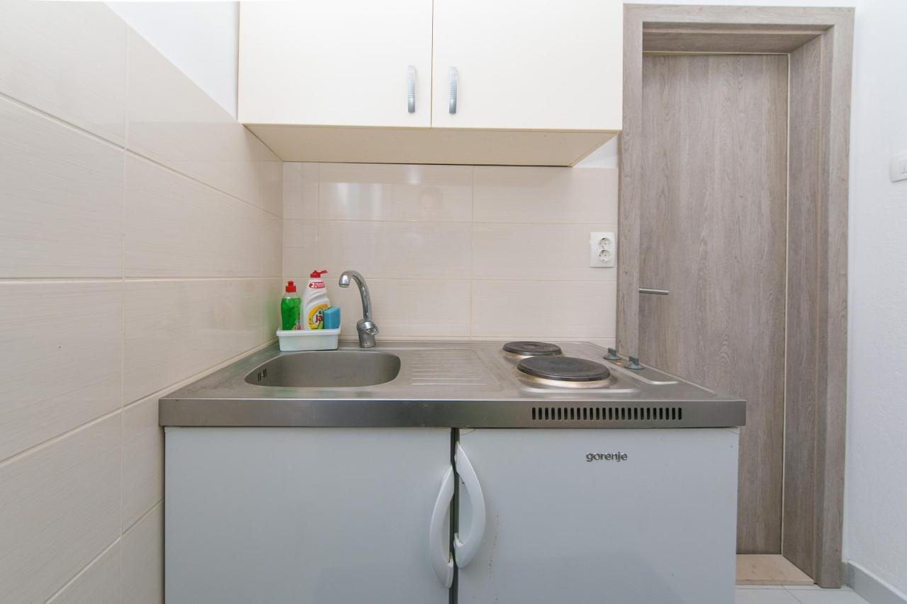 Apartments By The Sea Brist, Makarska - 15714 Podaca Exterior photo