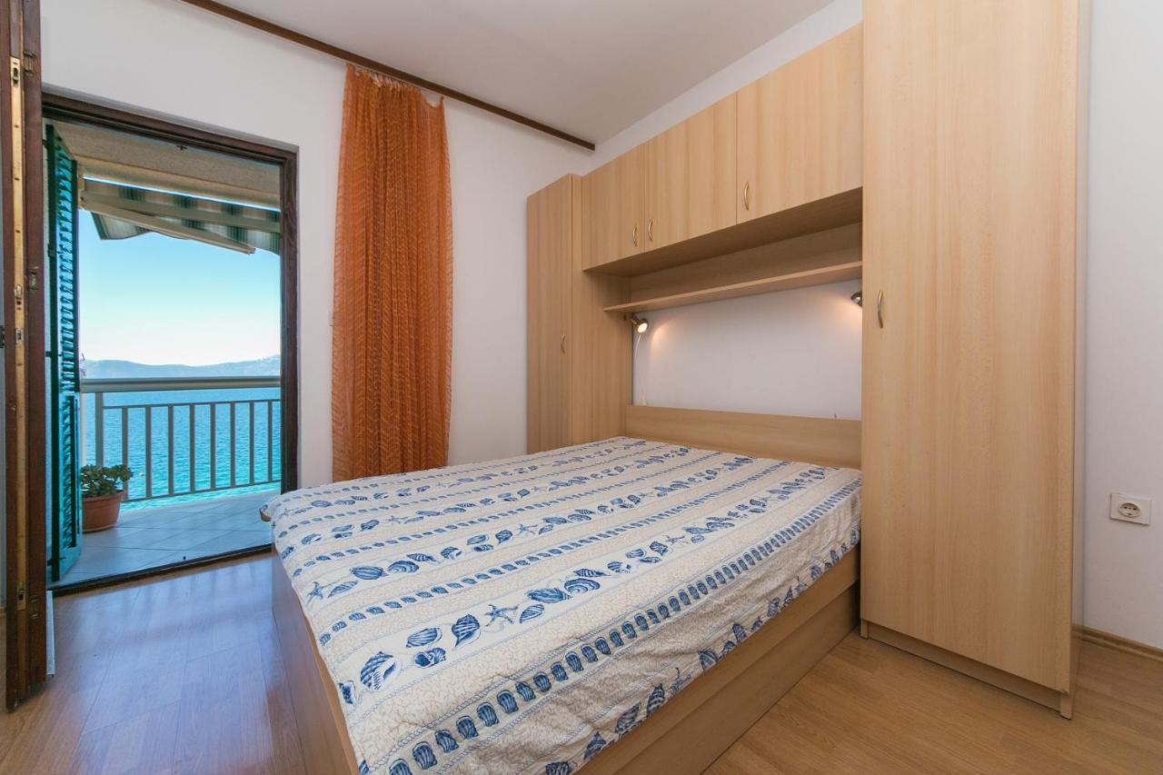 Apartments By The Sea Brist, Makarska - 15714 Podaca Exterior photo