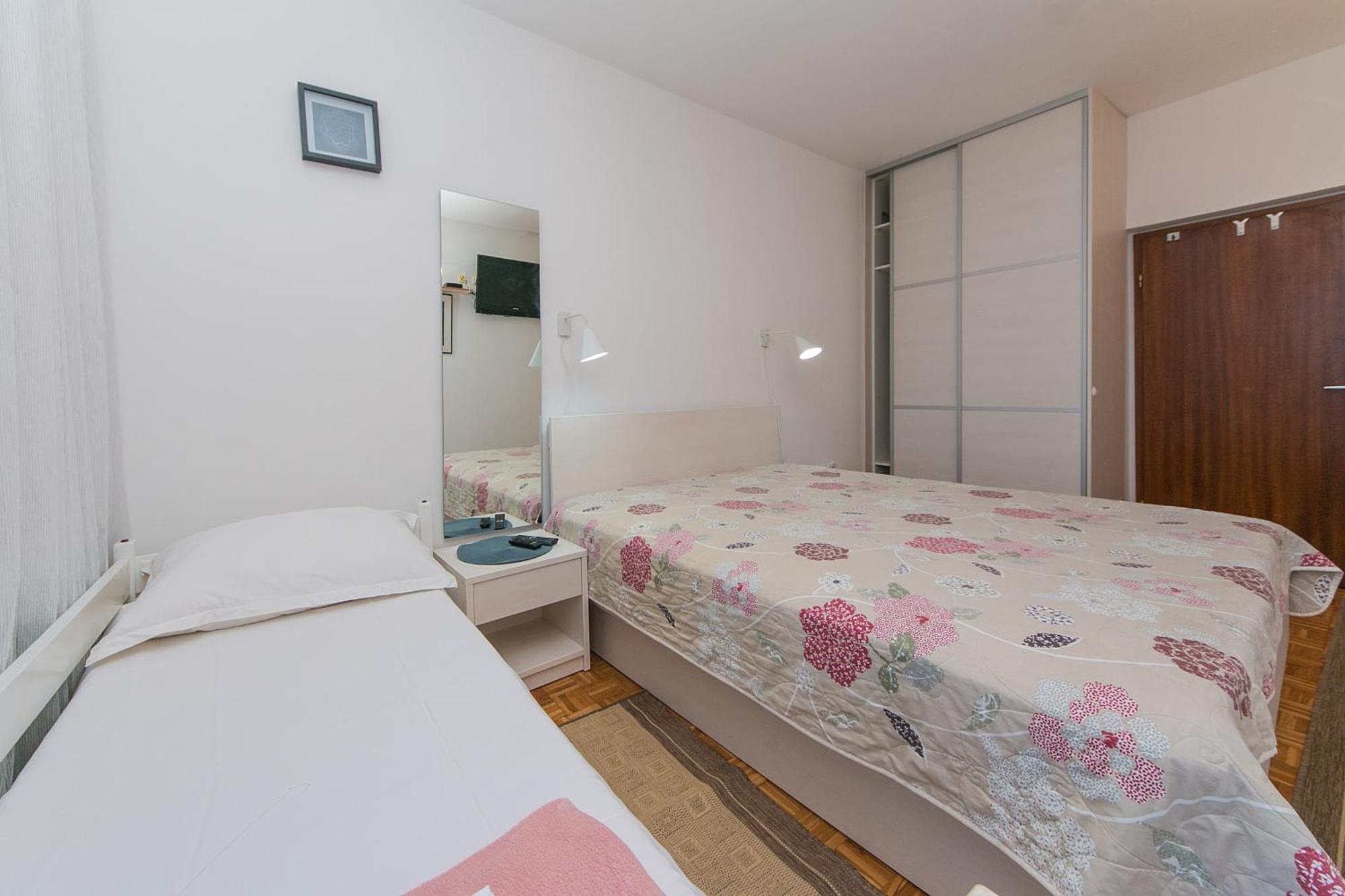 Apartments By The Sea Brist, Makarska - 15714 Podaca Room photo