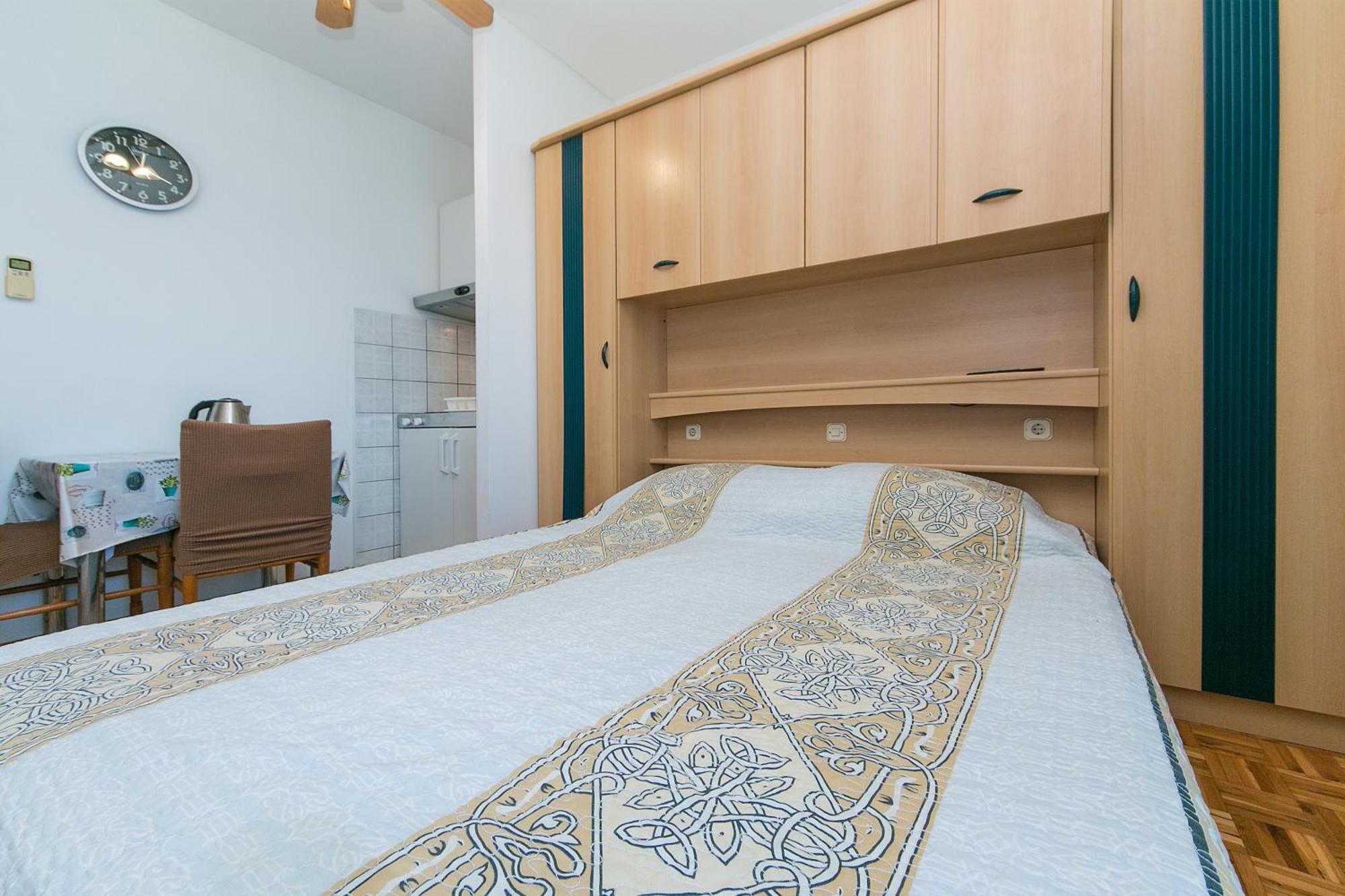 Apartments By The Sea Brist, Makarska - 15714 Podaca Room photo